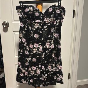 Sale! 5/$25 American Eagle Outfitters Black Floral Fit  Flare Strapless Sundress